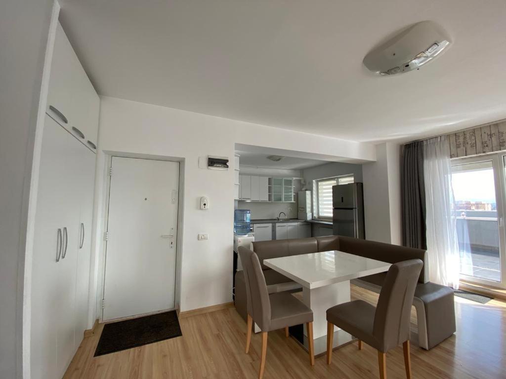 Apartment Amg Apartament Brasov